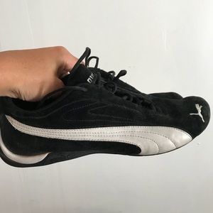 Puma sneakers. Size 11 men’s 9.5 shoe great cond